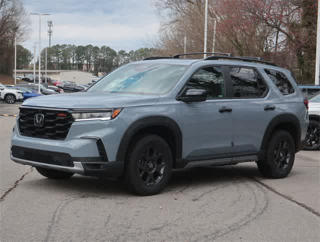 new 2025 Honda Pilot car, priced at $51,250