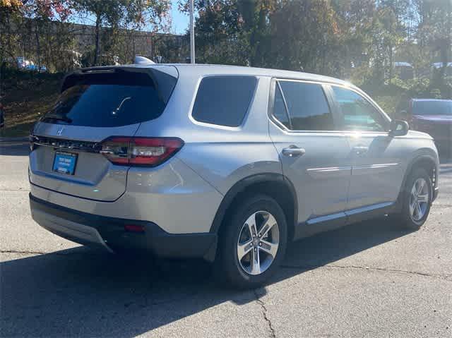 new 2025 Honda Pilot car, priced at $46,995