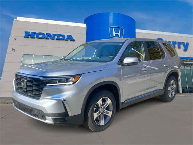 new 2025 Honda Pilot car, priced at $46,995