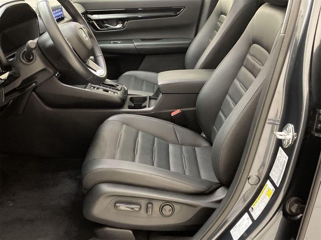 used 2025 Honda CR-V car, priced at $34,701