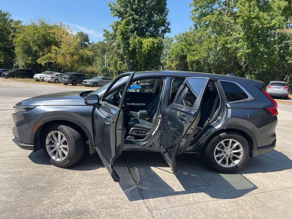 used 2025 Honda CR-V car, priced at $34,778