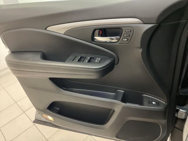 used 2023 Honda Ridgeline car, priced at $35,444