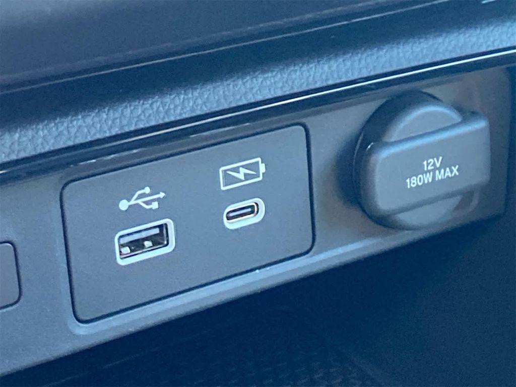 new 2025 Honda CR-V Hybrid car, priced at $41,000