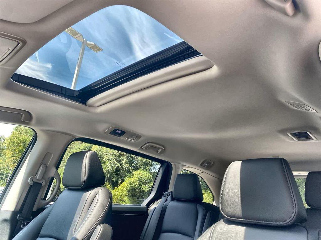new 2026 Honda Odyssey car, priced at $44,290