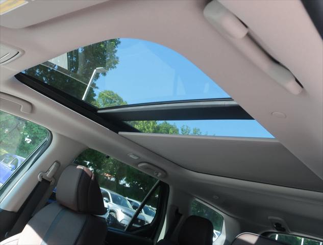 new 2025 Honda Pilot car, priced at $54,530