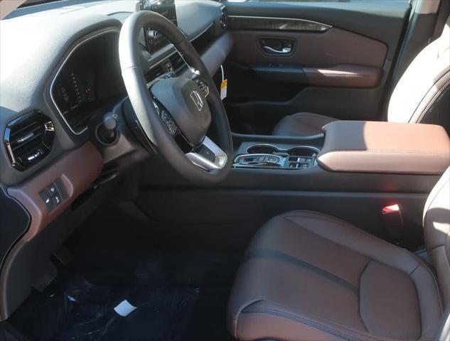 new 2025 Honda Pilot car, priced at $54,530