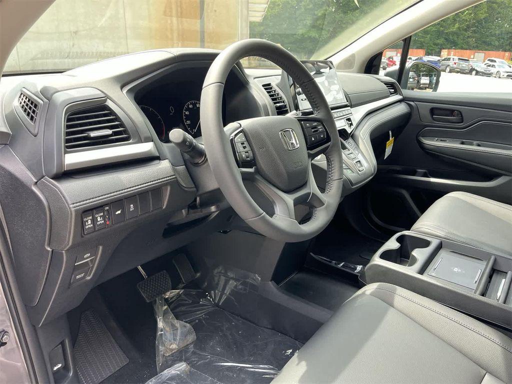 new 2026 Honda Odyssey car, priced at $45,320