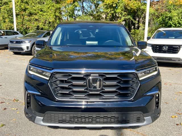 new 2025 Honda Pilot car, priced at $44,895