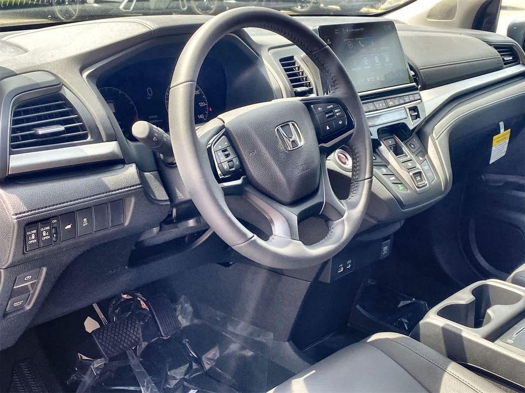 new 2026 Honda Odyssey car, priced at $45,250