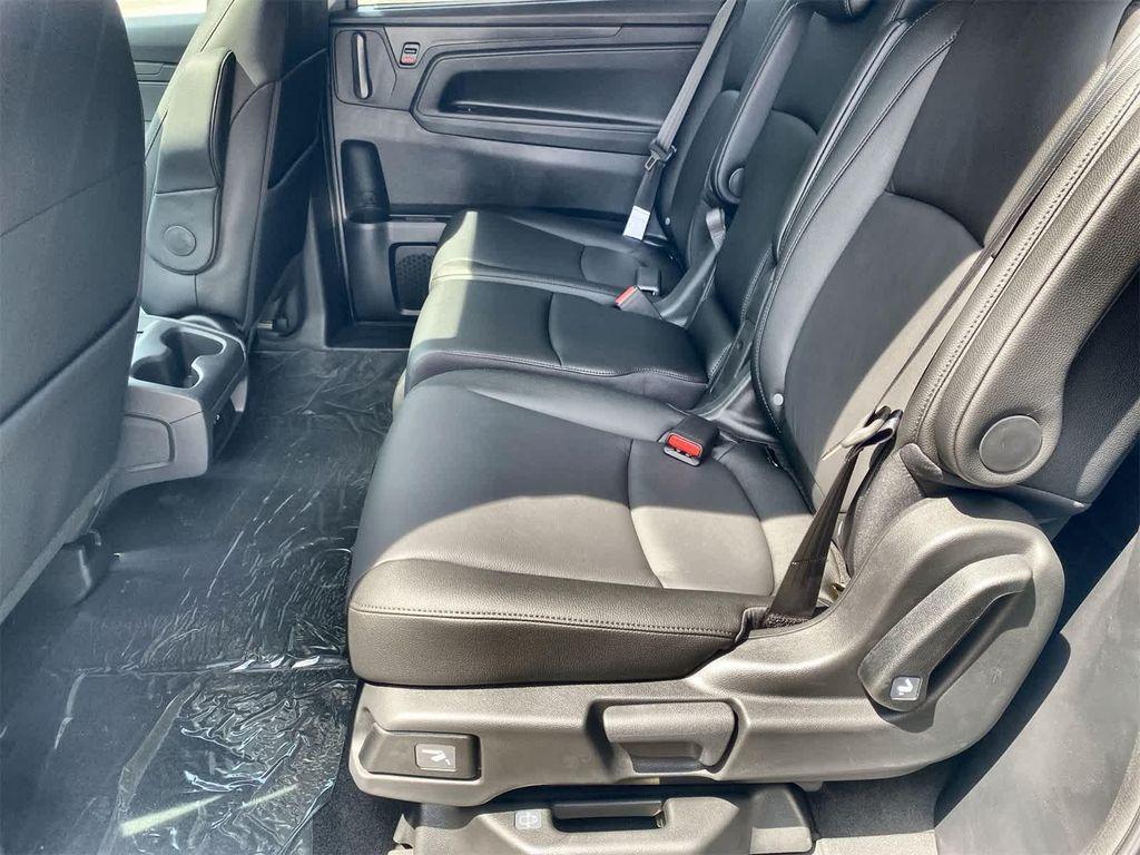 new 2026 Honda Odyssey car, priced at $45,250