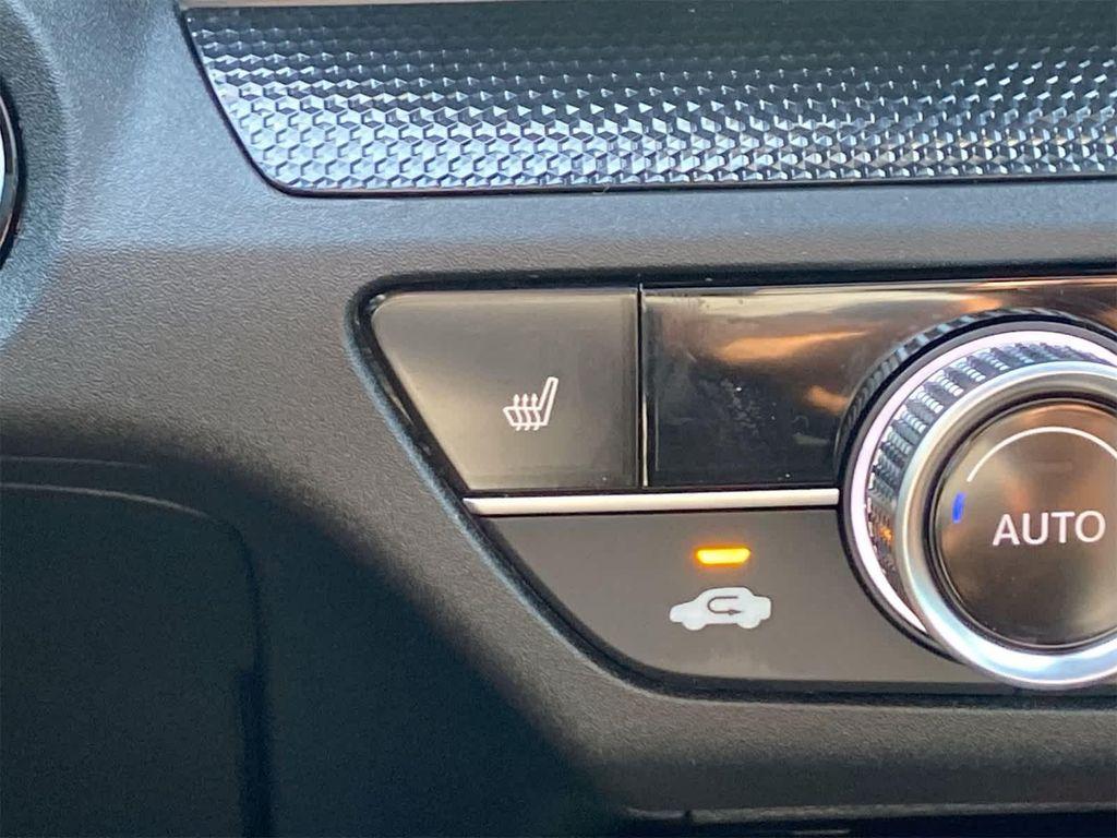 new 2026 Honda CR-V Hybrid car, priced at $40,175