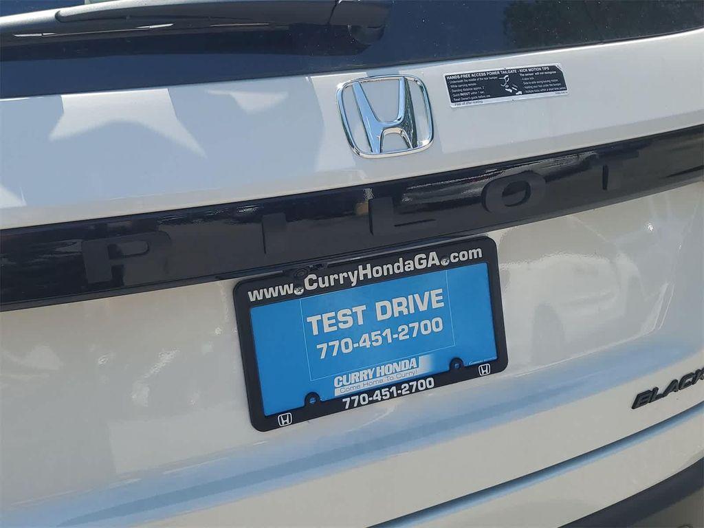 new 2025 Honda Pilot car, priced at $56,485