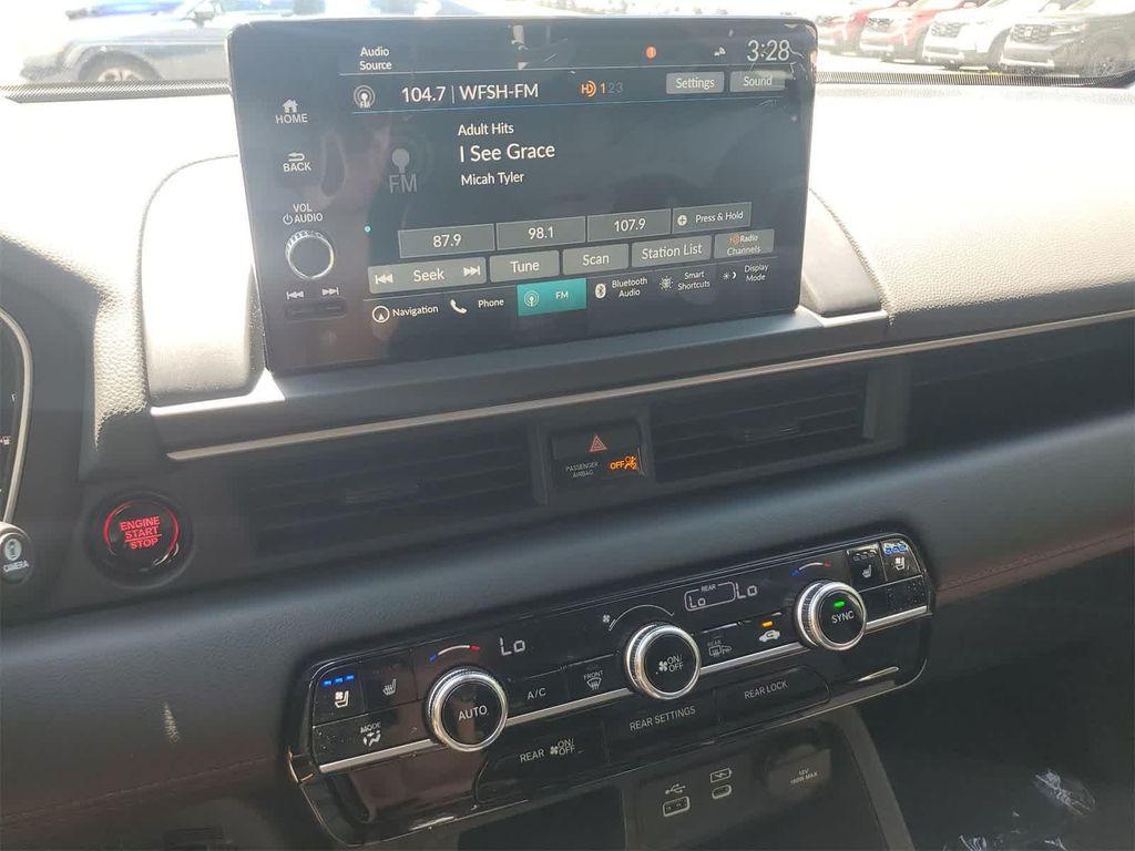 new 2025 Honda Pilot car, priced at $56,485