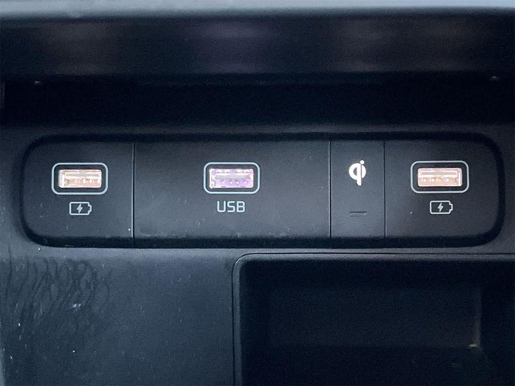 used 2021 Kia Sorento car, priced at $22,900