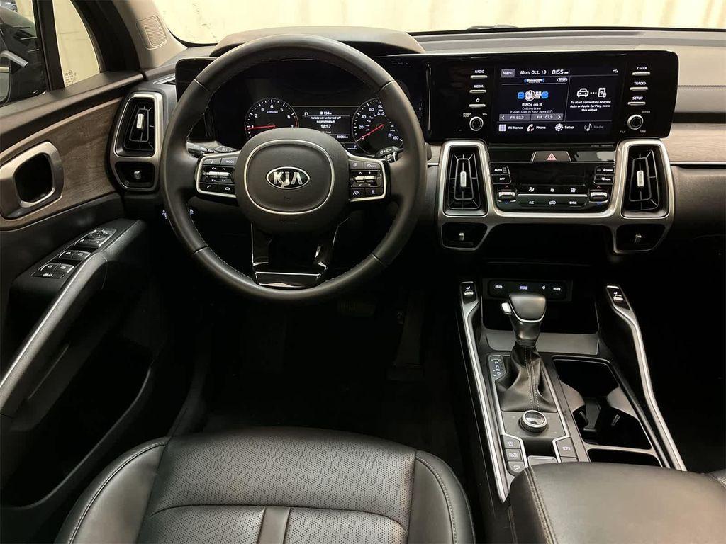 used 2021 Kia Sorento car, priced at $22,900