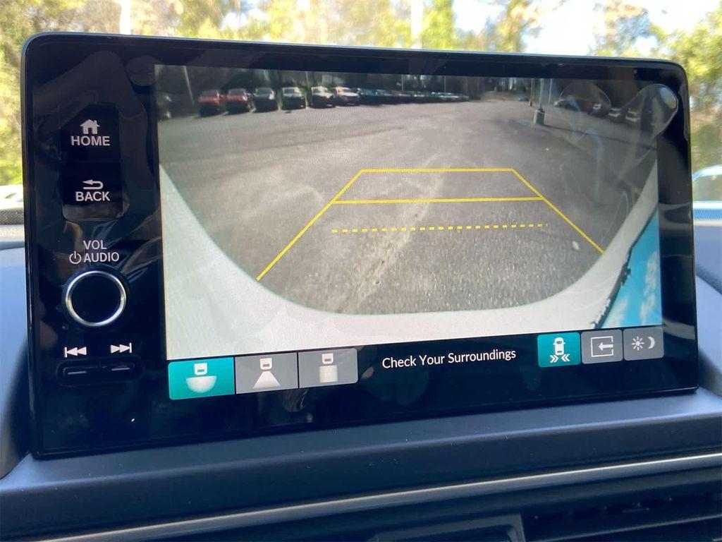 new 2025 Honda Pilot car, priced at $49,450