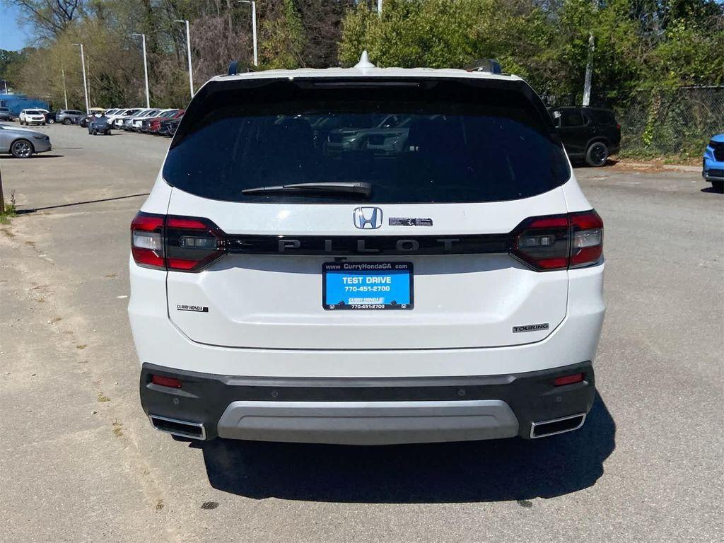 new 2025 Honda Pilot car, priced at $49,450