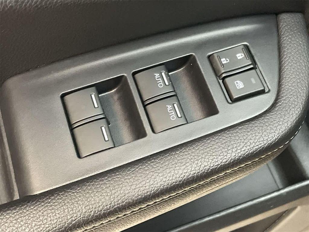 used 2025 Honda Ridgeline car, priced at $35,965