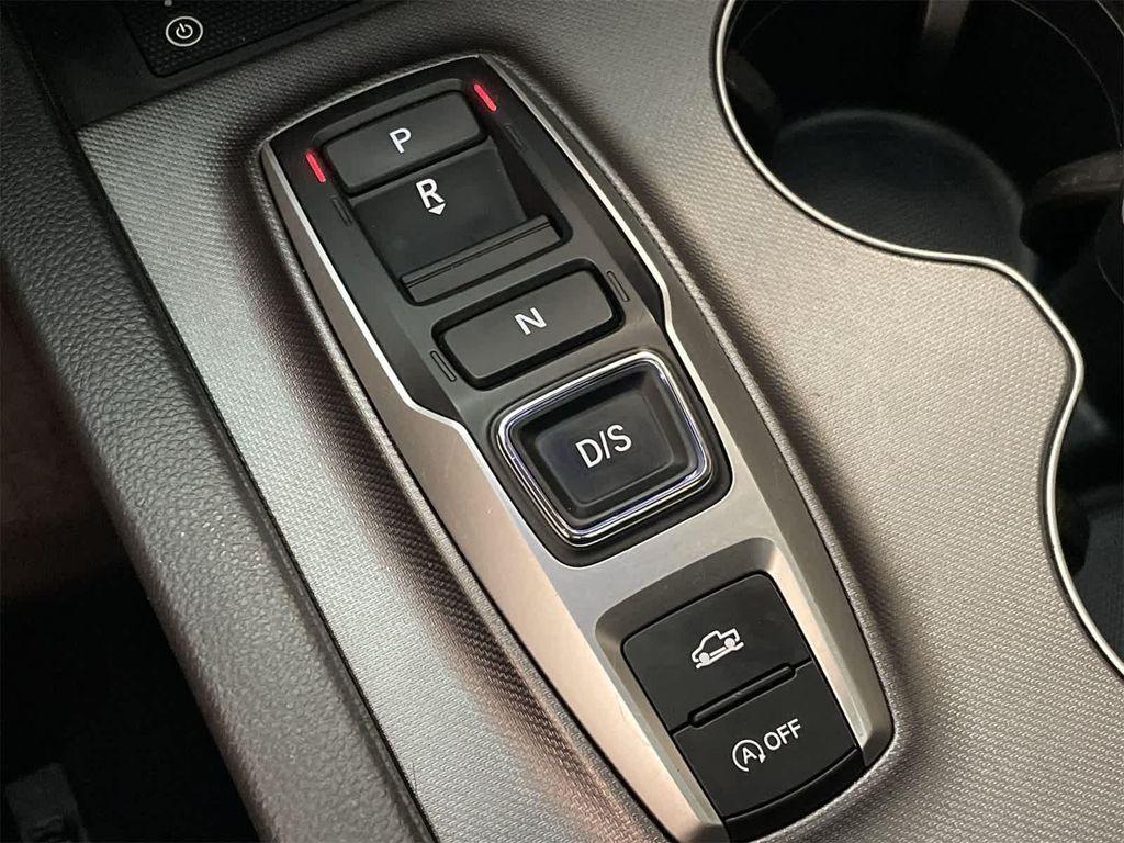 used 2025 Honda Ridgeline car, priced at $35,965