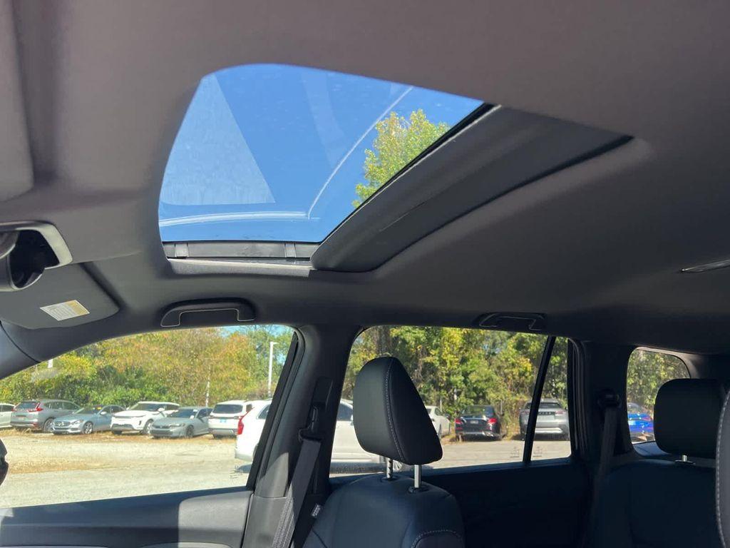 used 2025 Honda Passport car, priced at $38,511