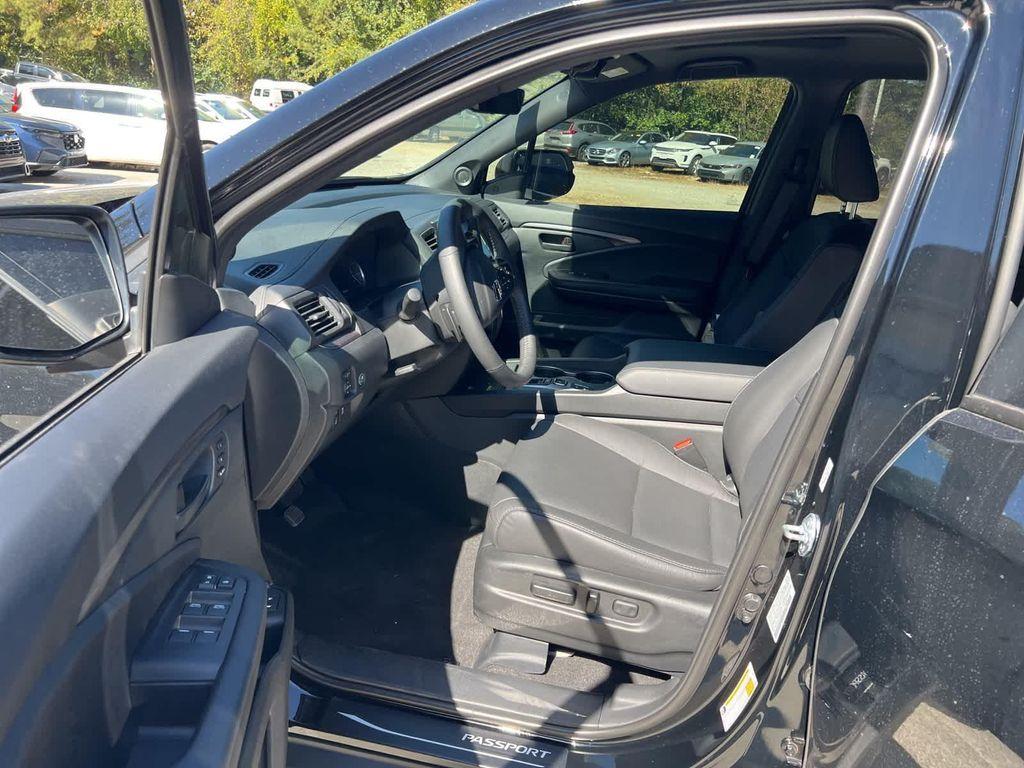 used 2025 Honda Passport car, priced at $38,511