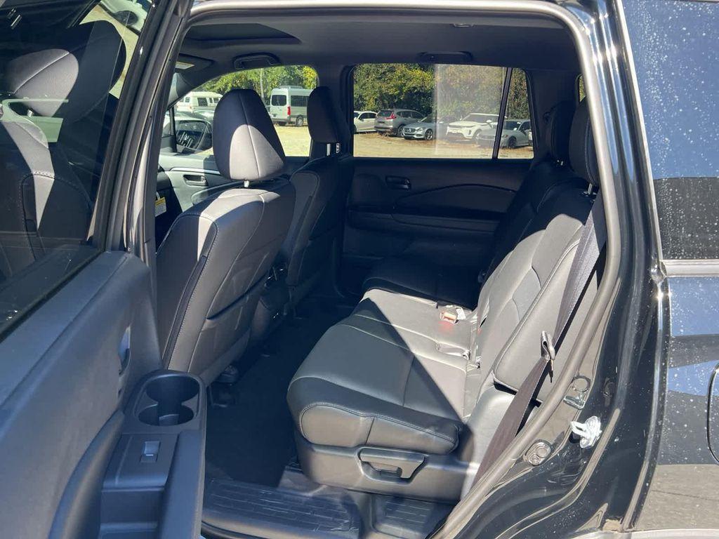 used 2025 Honda Passport car, priced at $38,511