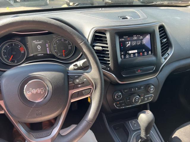 used 2020 Jeep Cherokee car, priced at $14,366