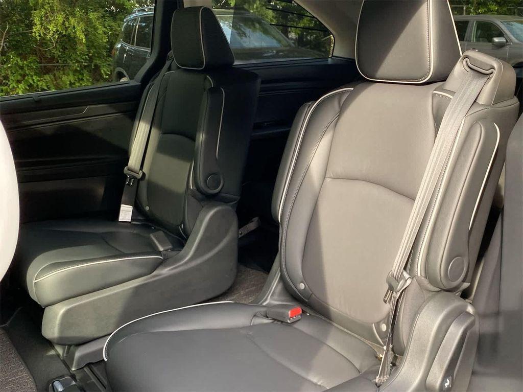 new 2026 Honda Odyssey car, priced at $48,990