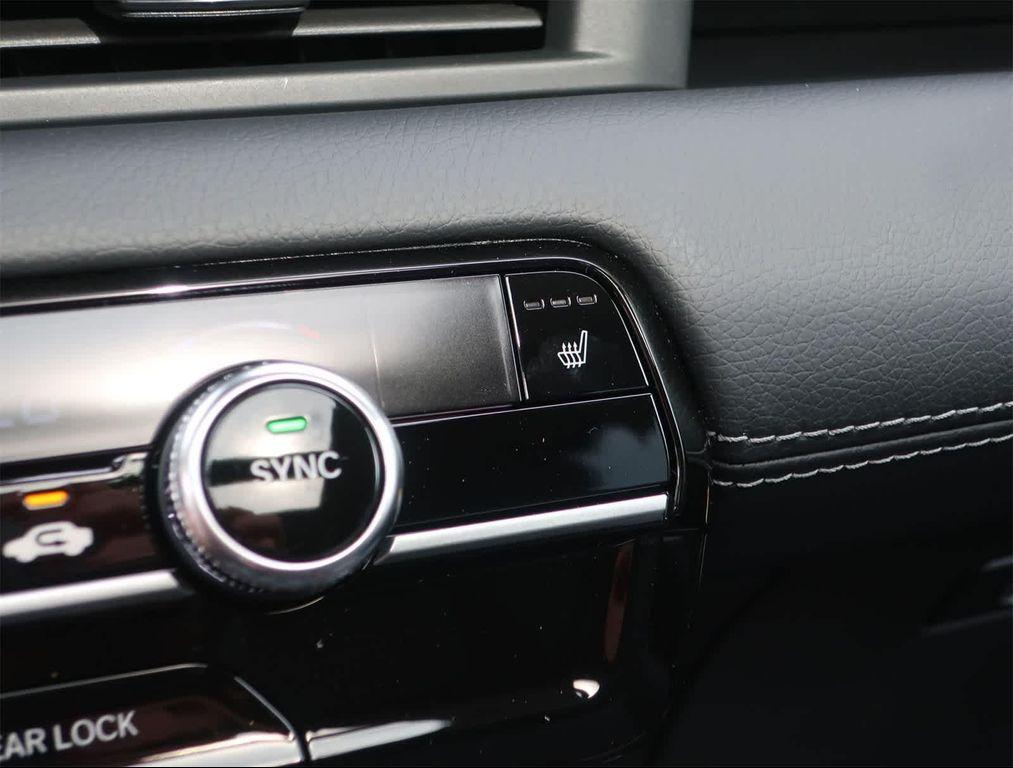 new 2025 Honda Pilot car, priced at $48,995