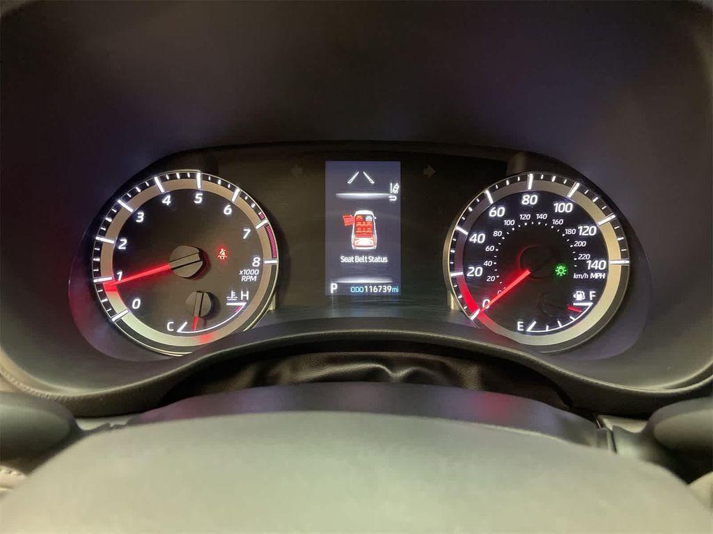 used 2022 Toyota Highlander car, priced at $22,900