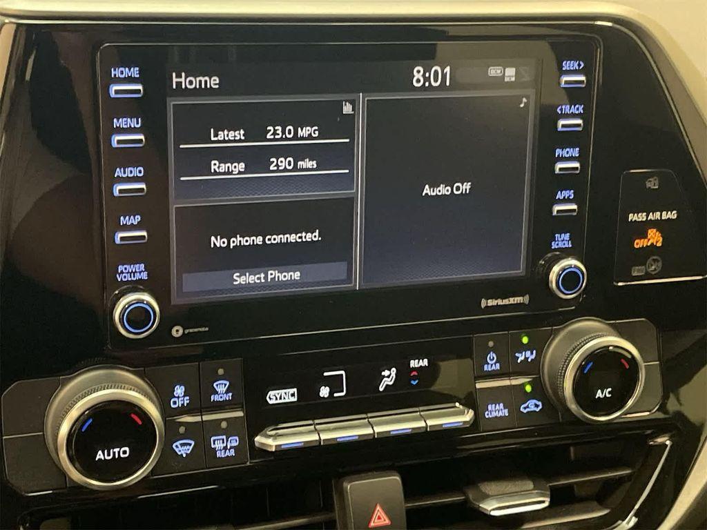 used 2022 Toyota Highlander car, priced at $22,900