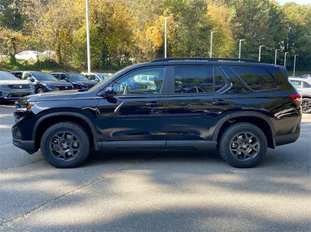 new 2025 Honda Pilot car, priced at $50,795