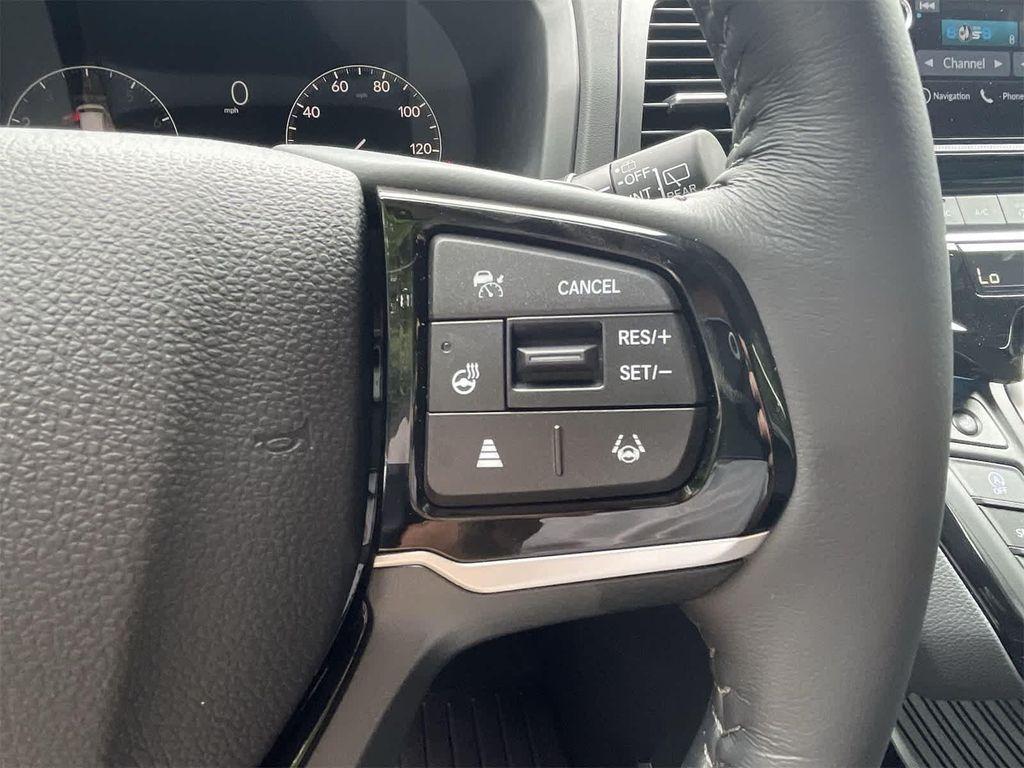 new 2025 Honda Odyssey car, priced at $52,275