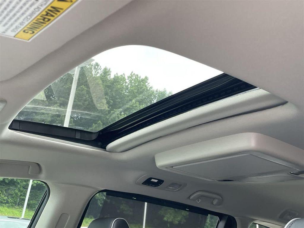 new 2025 Honda Odyssey car, priced at $52,275