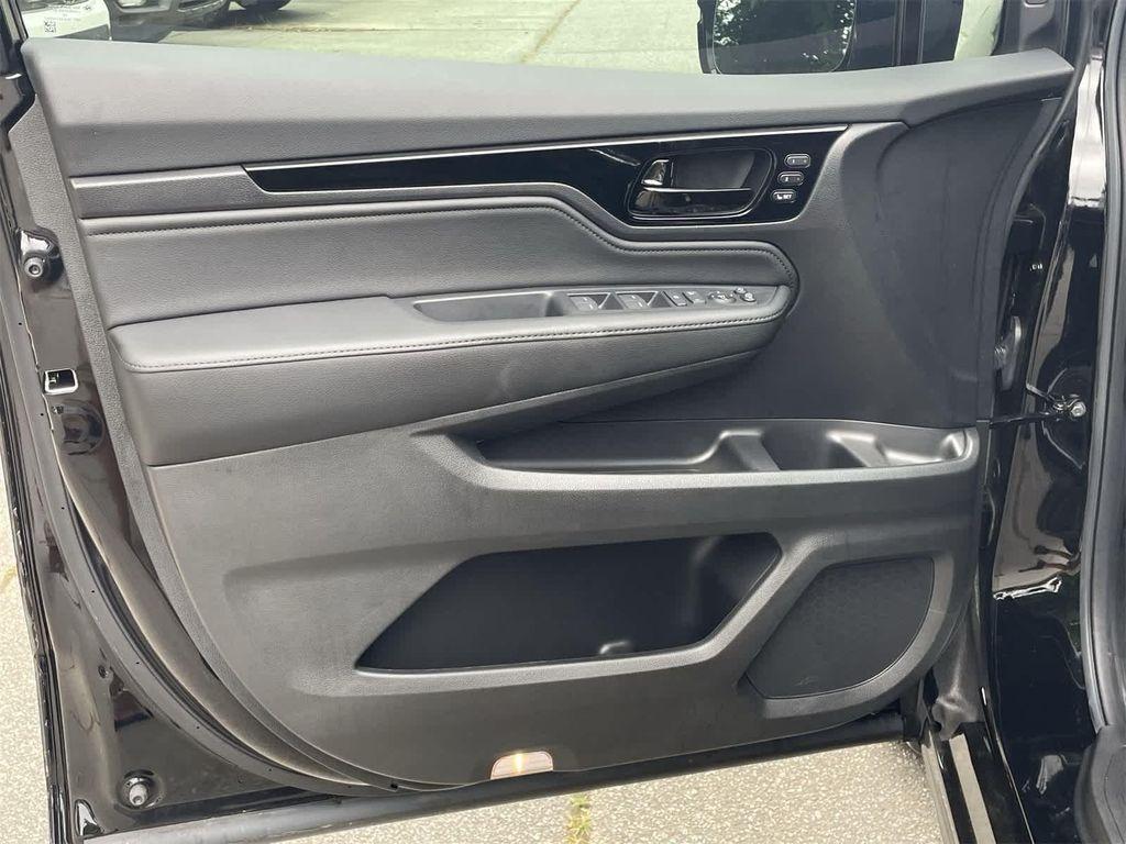 new 2025 Honda Odyssey car, priced at $52,275