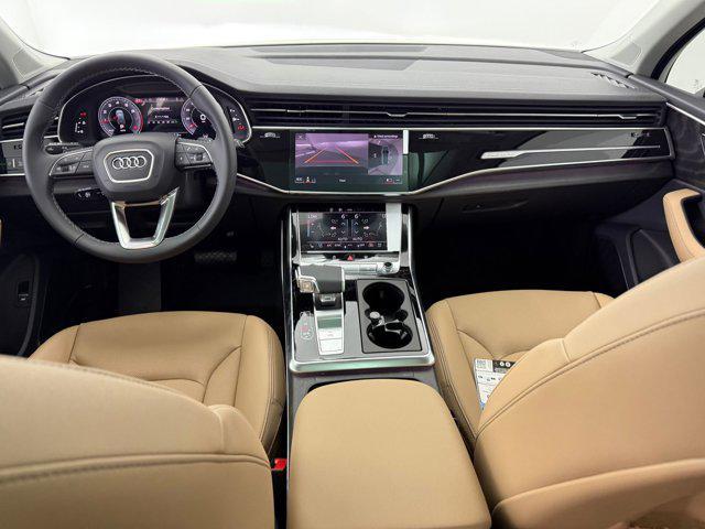 new 2025 Audi Q7 car, priced at $71,121