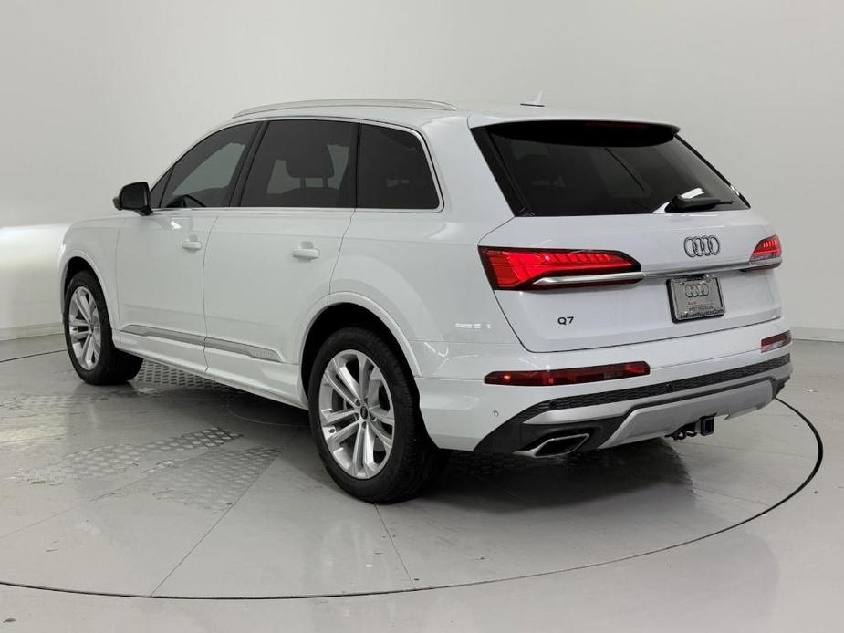 new 2025 Audi Q7 car