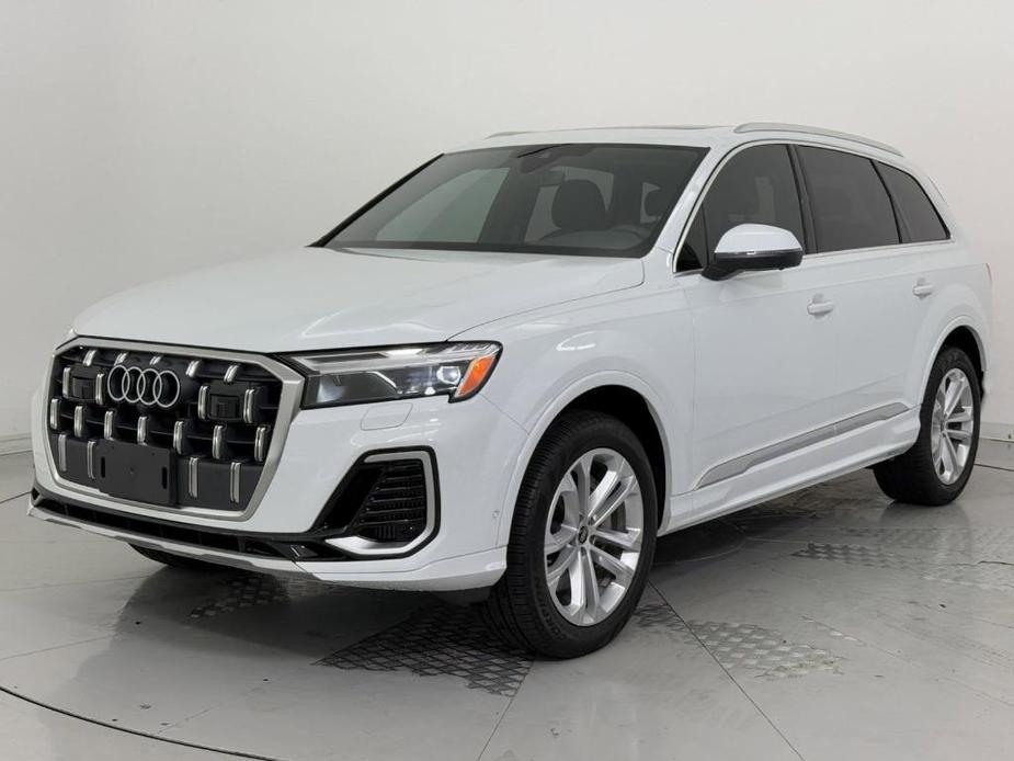 new 2025 Audi Q7 car