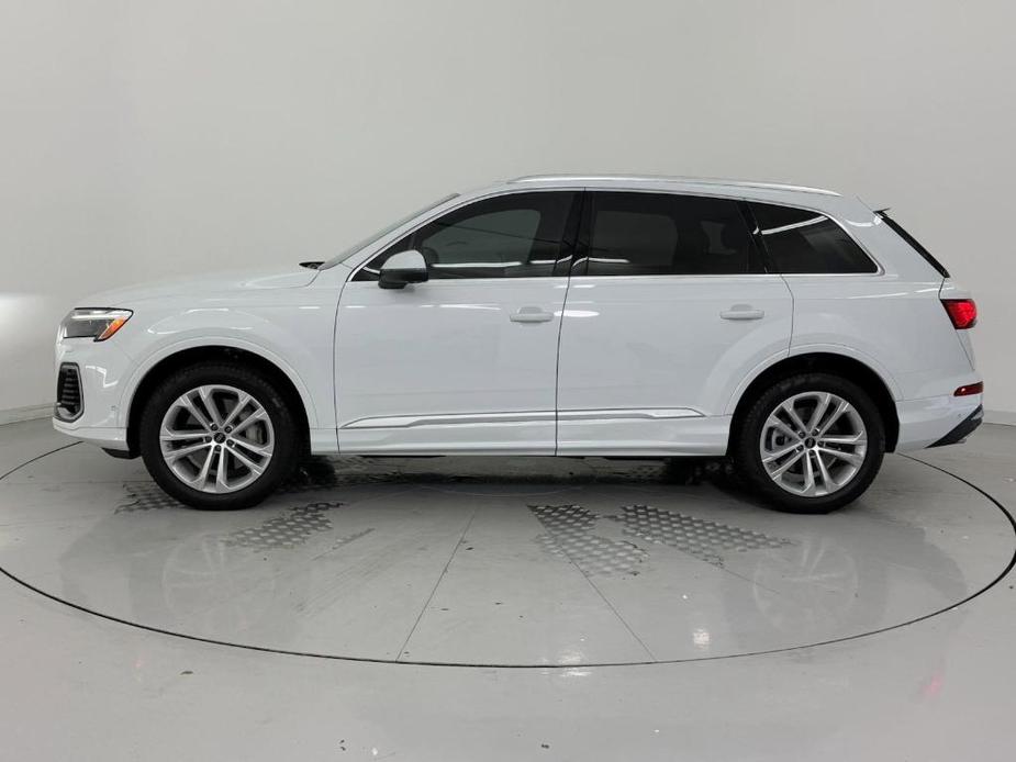 new 2025 Audi Q7 car