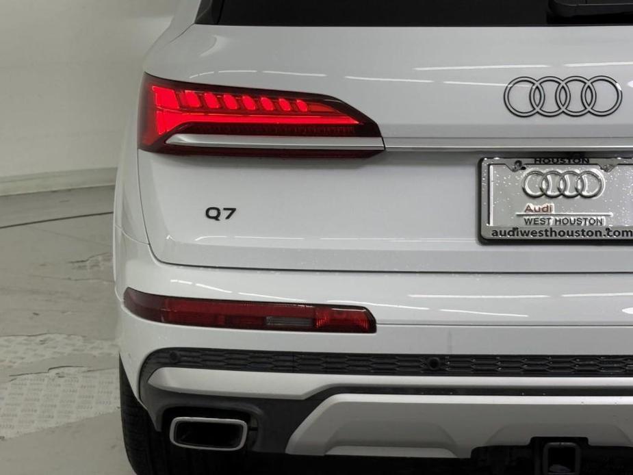 new 2025 Audi Q7 car