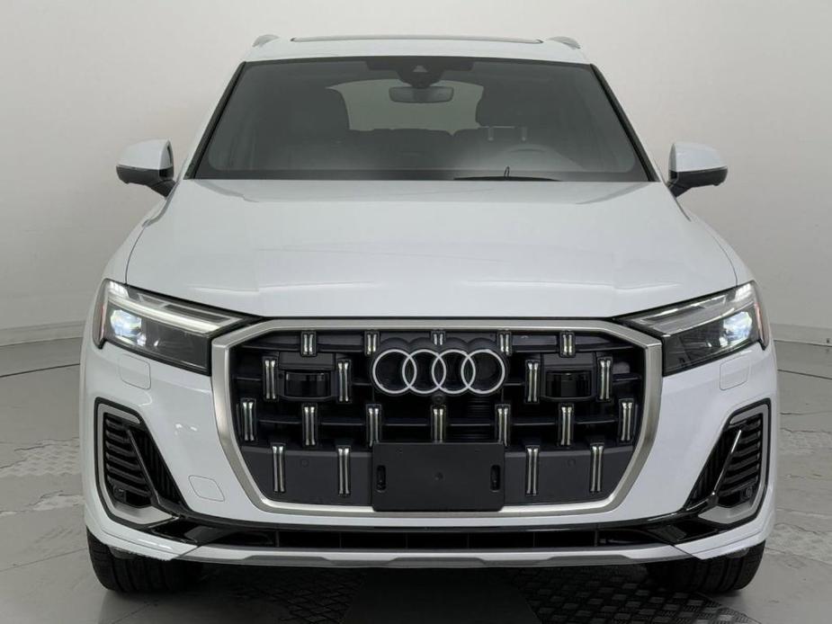 new 2025 Audi Q7 car