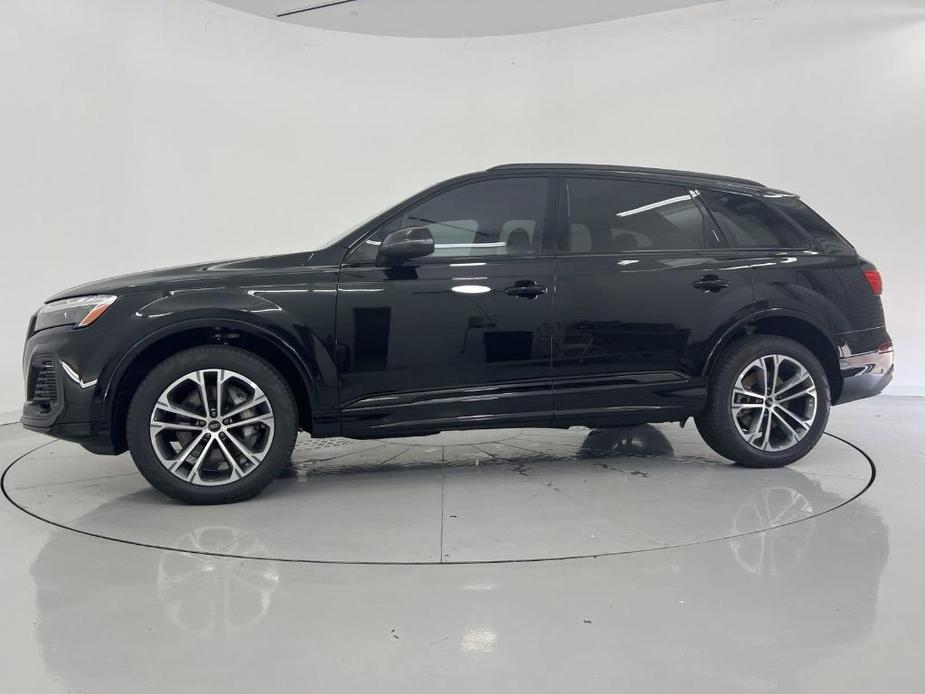 new 2025 Audi Q7 car, priced at $71,500