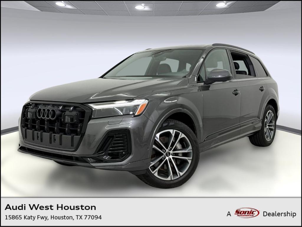 used 2025 Audi Q7 car, priced at $49,298