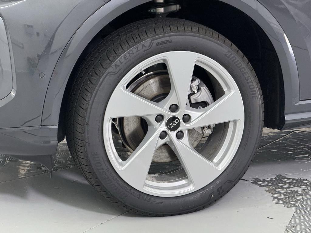 new 2025 Audi Q5 car, priced at $58,931