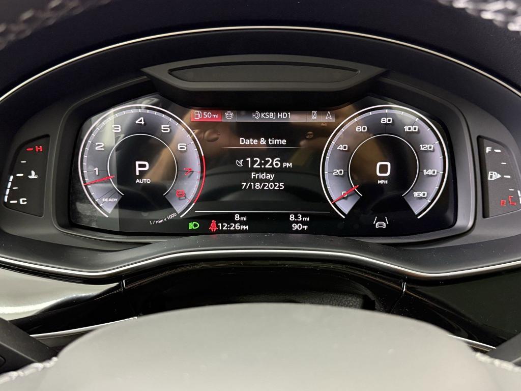 new 2025 Audi Q7 car, priced at $70,361