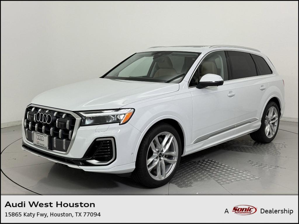 new 2025 Audi Q7 car, priced at $69,601