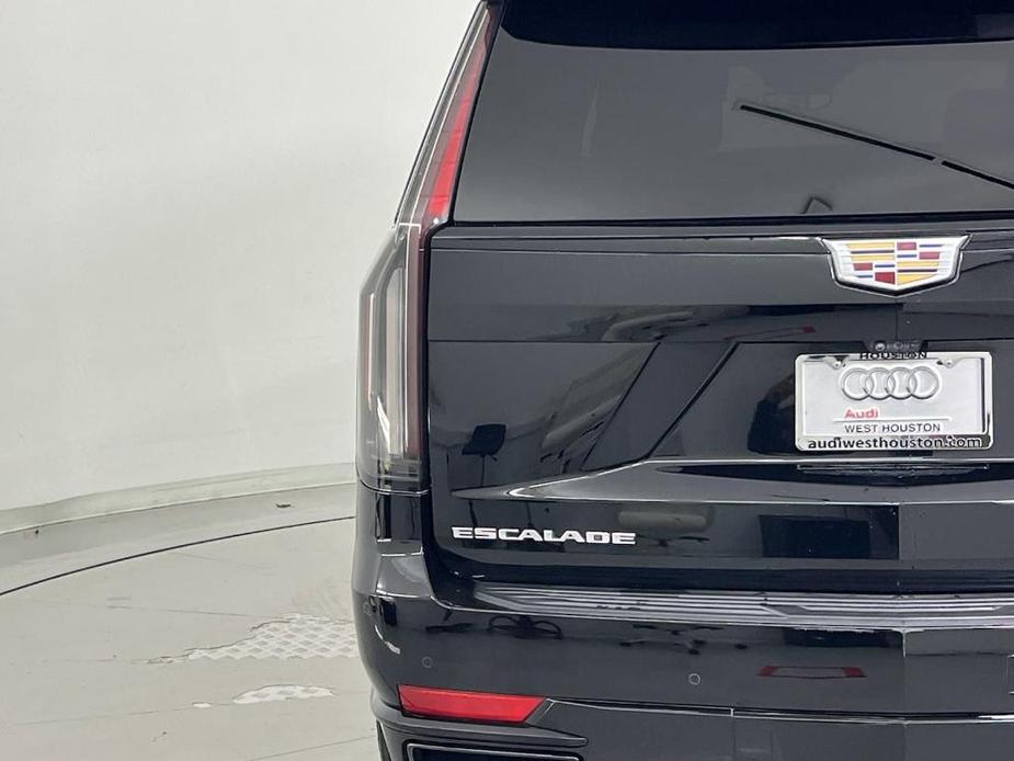 used 2021 Cadillac Escalade car, priced at $68,999