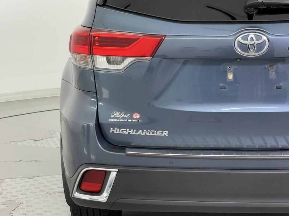 used 2018 Toyota Highlander car, priced at $23,498