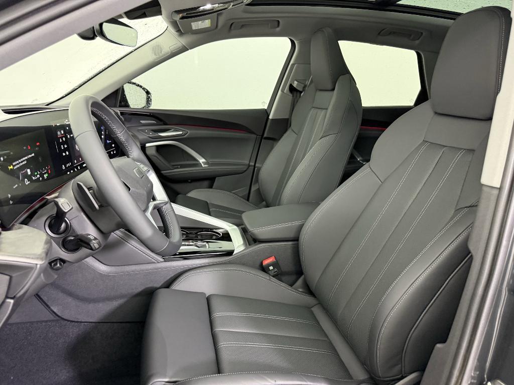 new 2025 Audi Q5 car, priced at $59,461