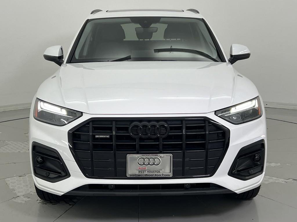 new 2025 Audi Q5 car, priced at $46,231